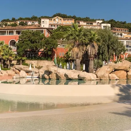Rénové à Dans Le Golfe De Saint-tropez - Les Restanques Grimaud
