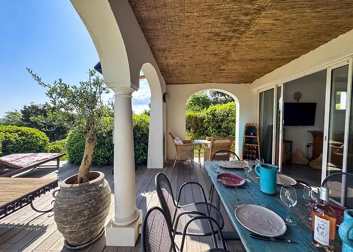 Renove A Dans Le Golfe De Saint-tropez - Les Restanques